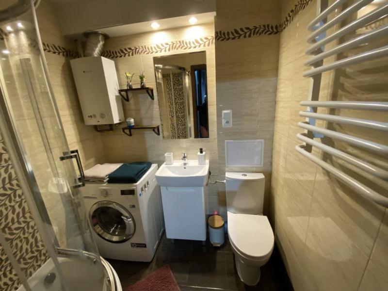 Apartament ,, Sen I Kawa" - Komfortowy Nocleg W Sercu Aglomeracji Bytom Esterno foto